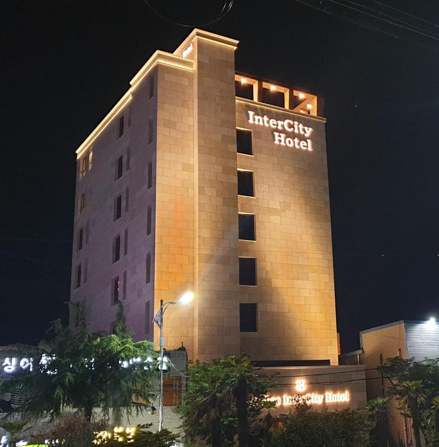 Jinhae Intercity Hotel Чханвон Экстерьер фото